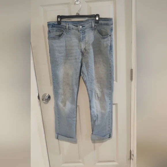 Levi's Jeans - Picture 1 of 5